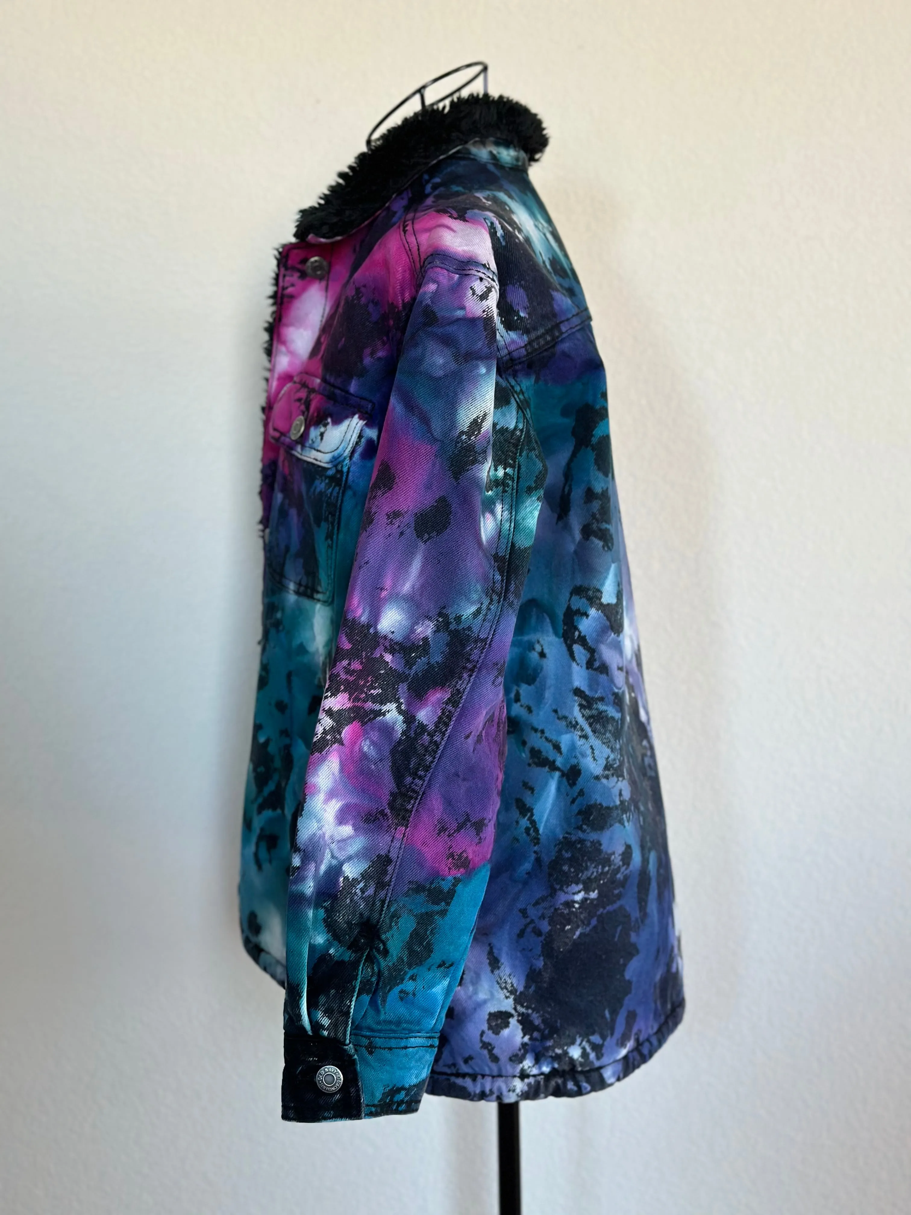 Women’s XS Upcycled Reversed Ice Dyed Sherpa Lined Denim Jacket in ‘Galaxy’